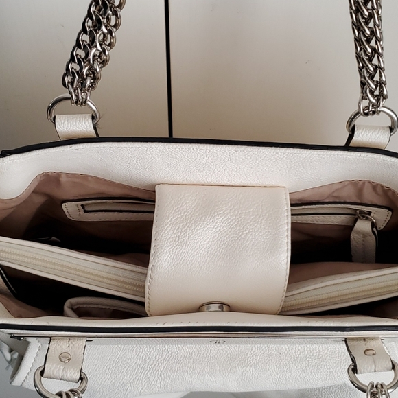 Purse - Picture 4 of 14